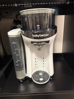 Baby Brezza Formula Pro