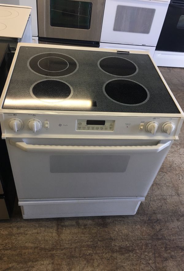 White General Electric Profile Stove! Glass on top! Excellent