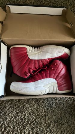 Jordan 12 size 7