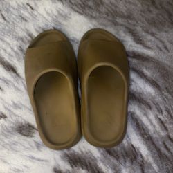 Yeezy Slide Ochre