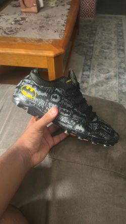 Football cleats