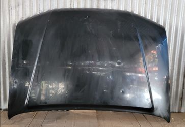 2005-2019 Nissan Frontier Hood OEM