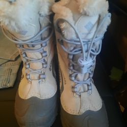 Columbia Snow Boots