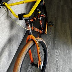 Blocks Flyer 27.5 Inch