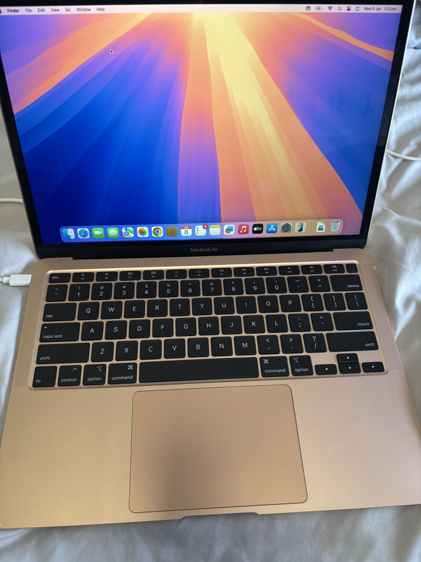 Apple MacBook Air 13.3-inch Core i5 1.1GHz 8GB RAM 512GB SSD Storage 2020 (Gold)