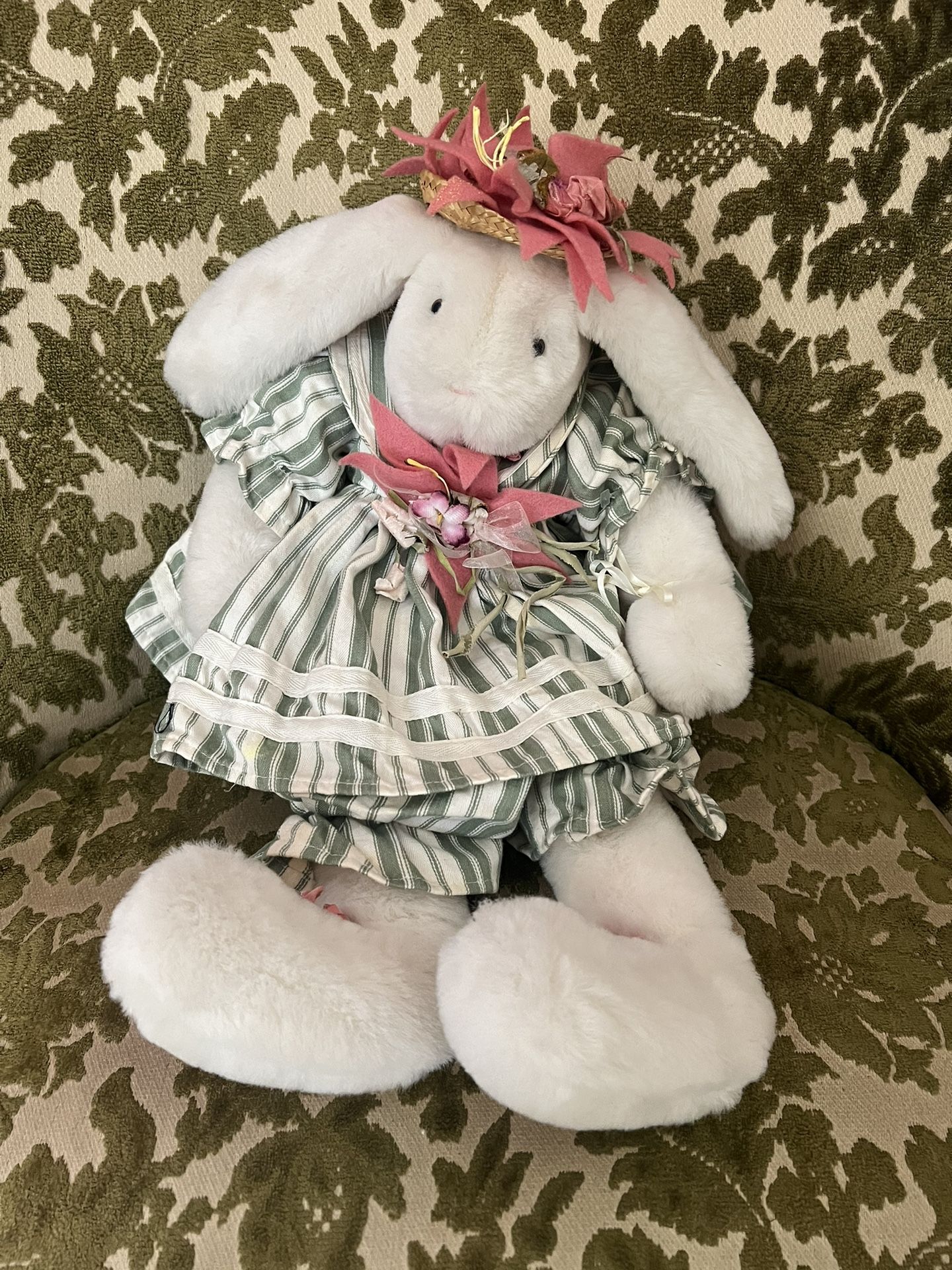 Vtg Bunnies by the Bay, 1996 Limited Edition Bayberry #33 (20" Handmade Plush)