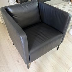 Black Arm Chair