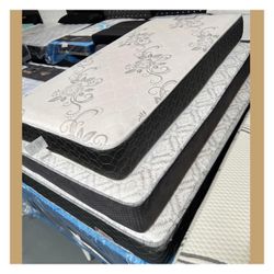 Twin size mattress / Colchon