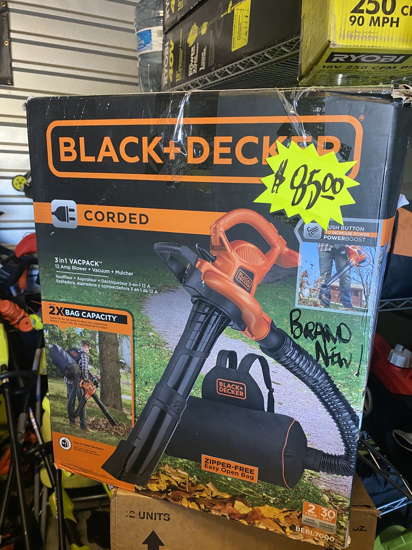 Black And Decker Leaf Vac/Blower  New