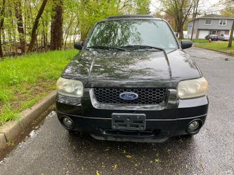 2005 FORD ESCAPE 4x4 Limited leather sunroof