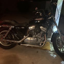 Harley 883 Sportster 