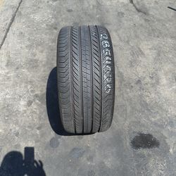 One 285/40/20 Continental As Procontact