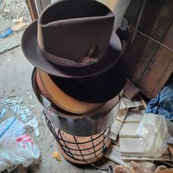 Hat Colekshon For Sale All For In Really Nice Condition But Need Cleaning 