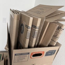 FREE moving Boxes 