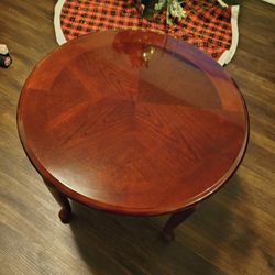 Round End Table