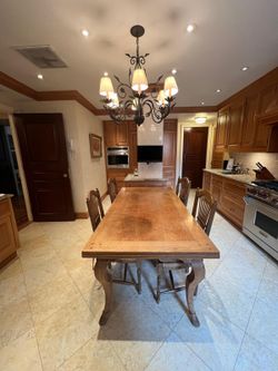 Dining Room Table And 4 Chairs