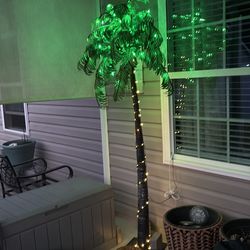 7ft. Lighted palm tree