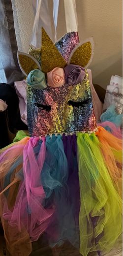 costume