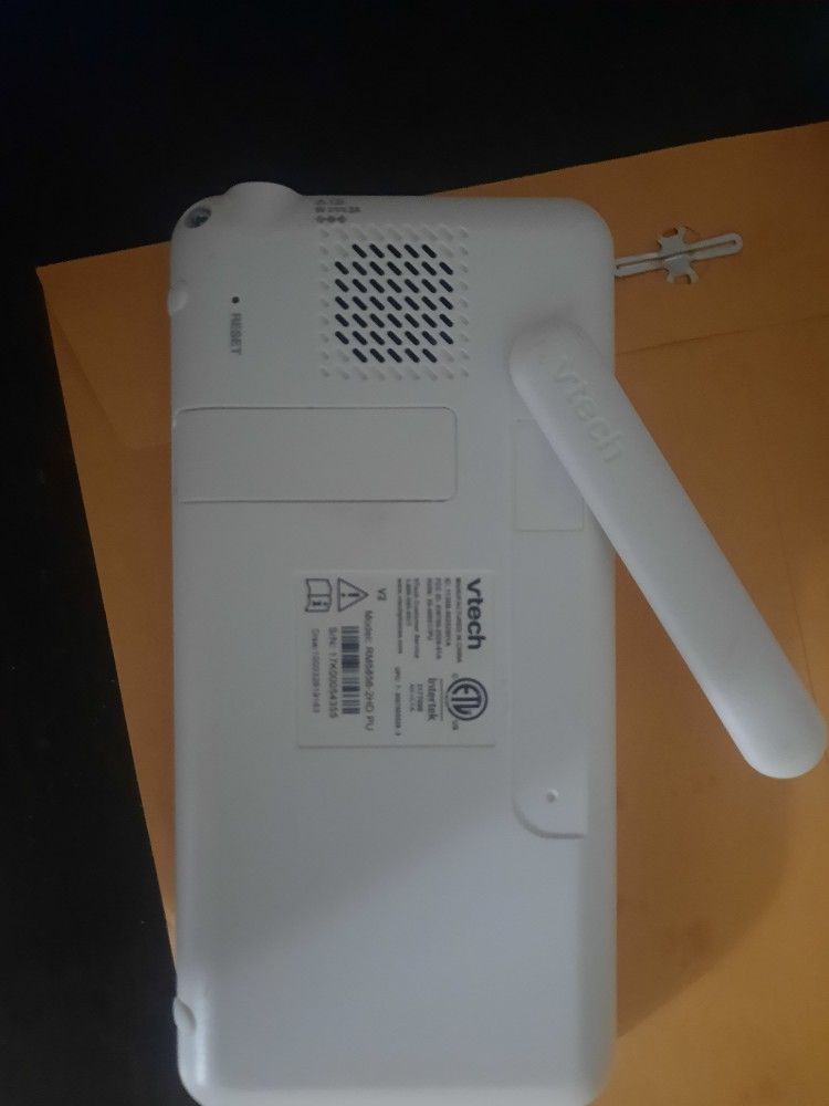 Brand New WiFi Baby Monitor 2 Cameras