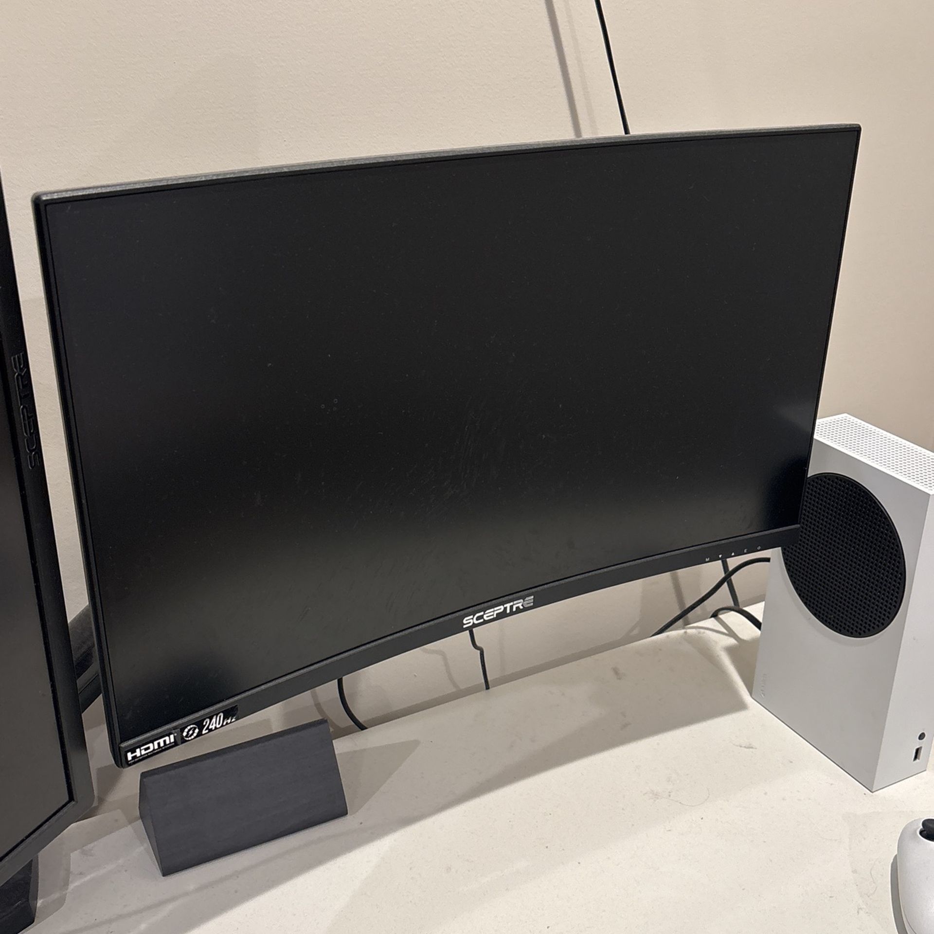 Monitors Includes Mount If You Buy Both