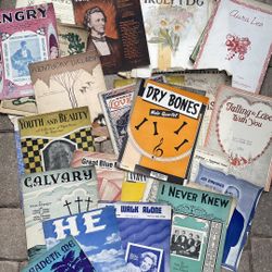 Vintage sheet Music Approx 100 Pieces