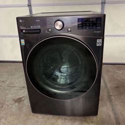 LG - 4.5 CU. FT. HIGH-EFFICIENCY STACKABLE SMART FRONT LOAD WASHER WITH STEAM AND BUILT-IN INTELLIGENCE - BLACK STEEL