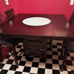 Counter Top Height Kitchen/dining Room Table