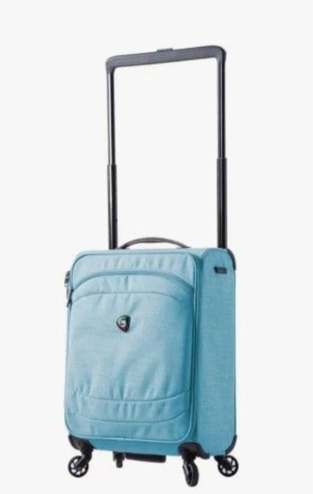Mia Toro M1127-20in-aqa Italy Kitelite Strato Softside Spinner 20" Carry-on, Blue. Used. Please look at the pictures. Lightweight. 360 spinners.