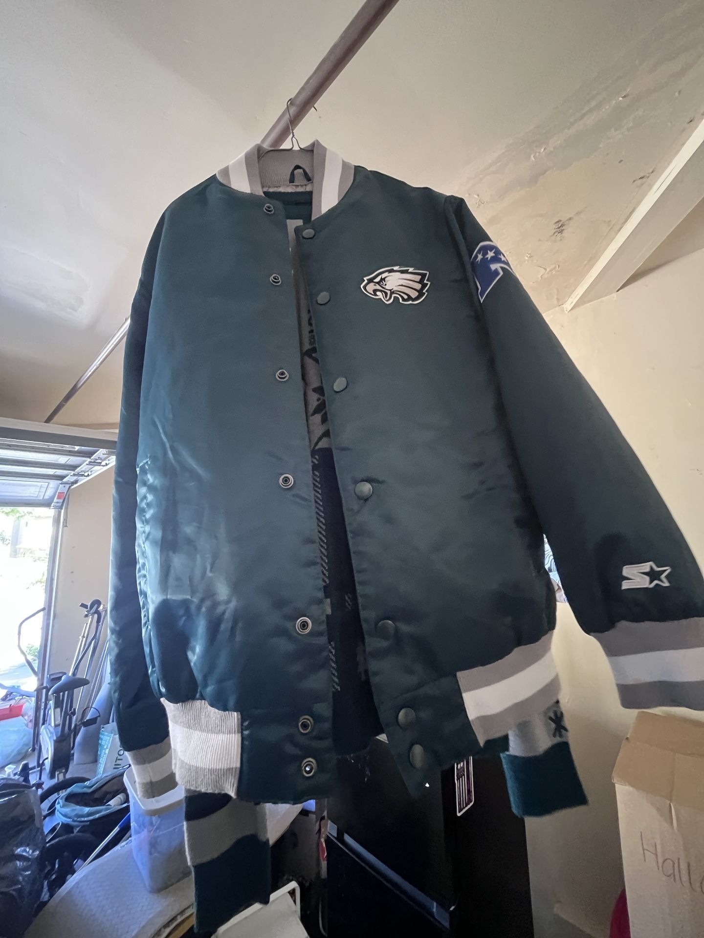 New Philadelphia Eagles Satin Jacket Size M