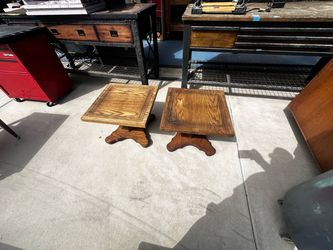 Wooden End Tables Pair $40