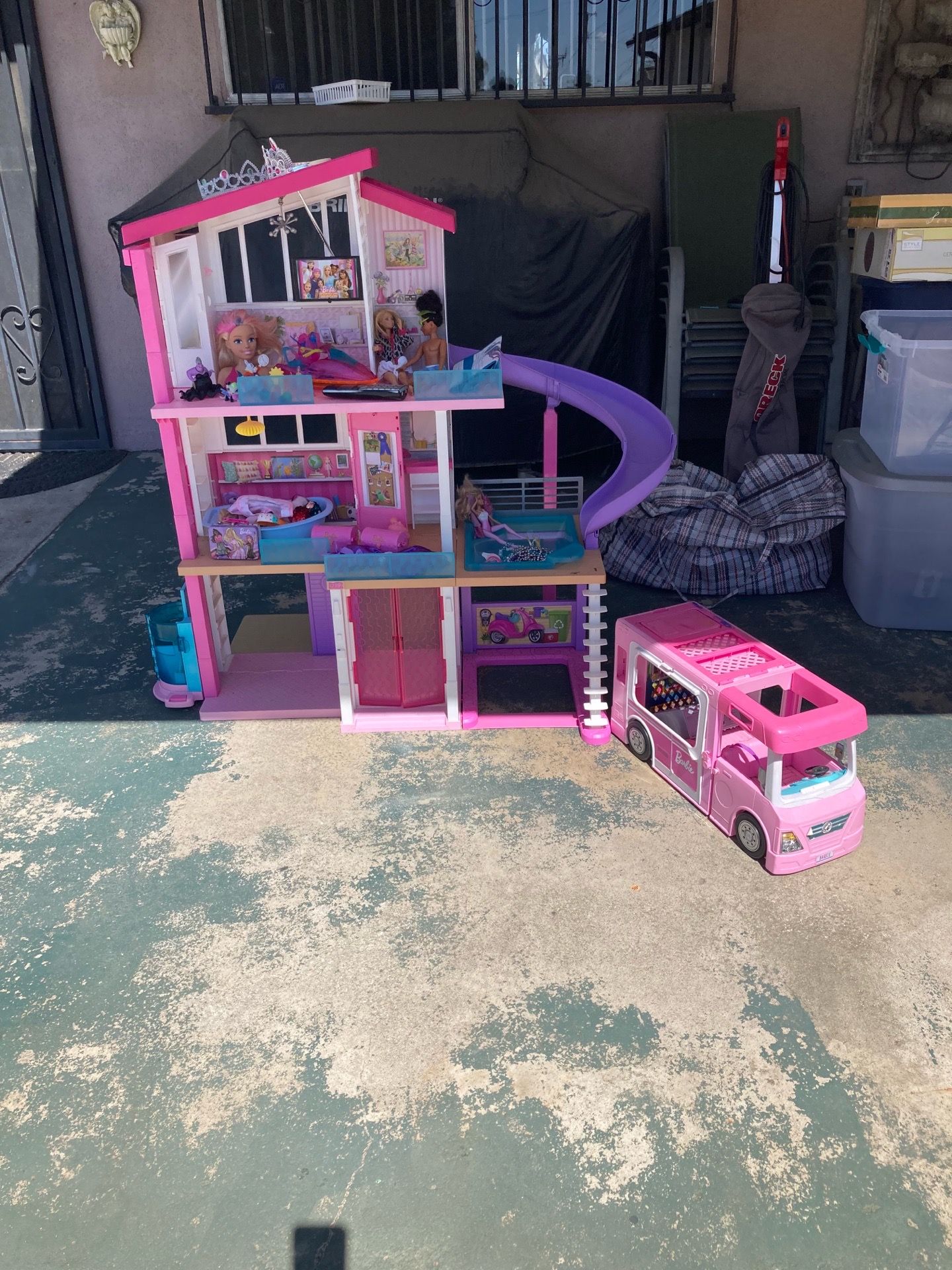 barbie doll house