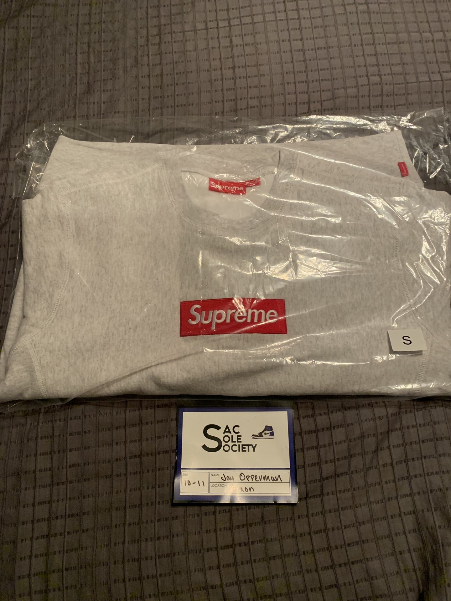Supreme FW18 Box Logo Crewneck