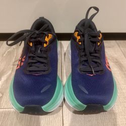 Hoka Bondi 8 women’s size 6B NEW!!!!!