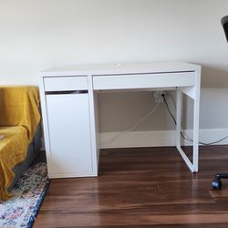 IKEA Micke Desk & Flintan Office Chair