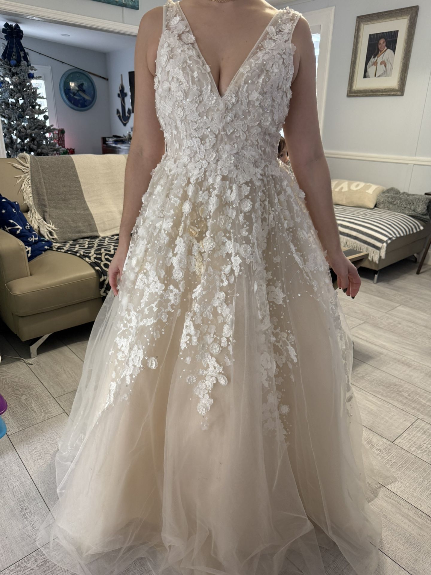 Wedding Dress Size 2 Ivory