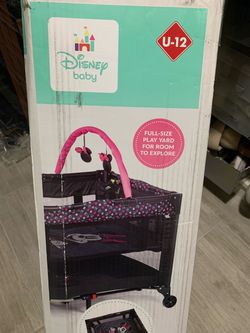 Disney full size play yard (new)