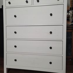 Ikea Dresser En Buenas Condiciones 