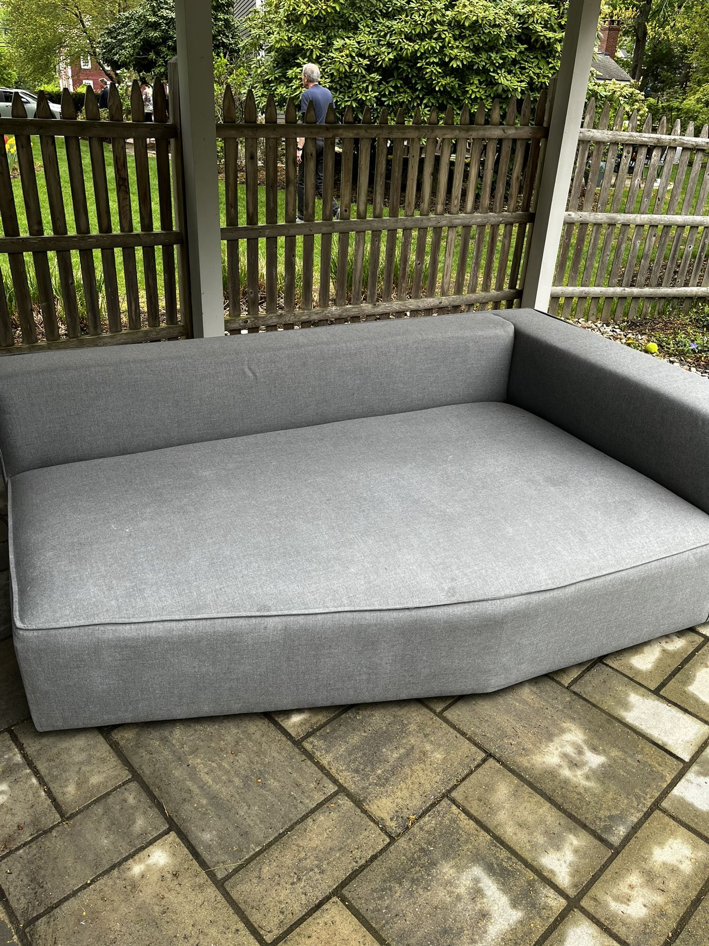 Outdoor lounger