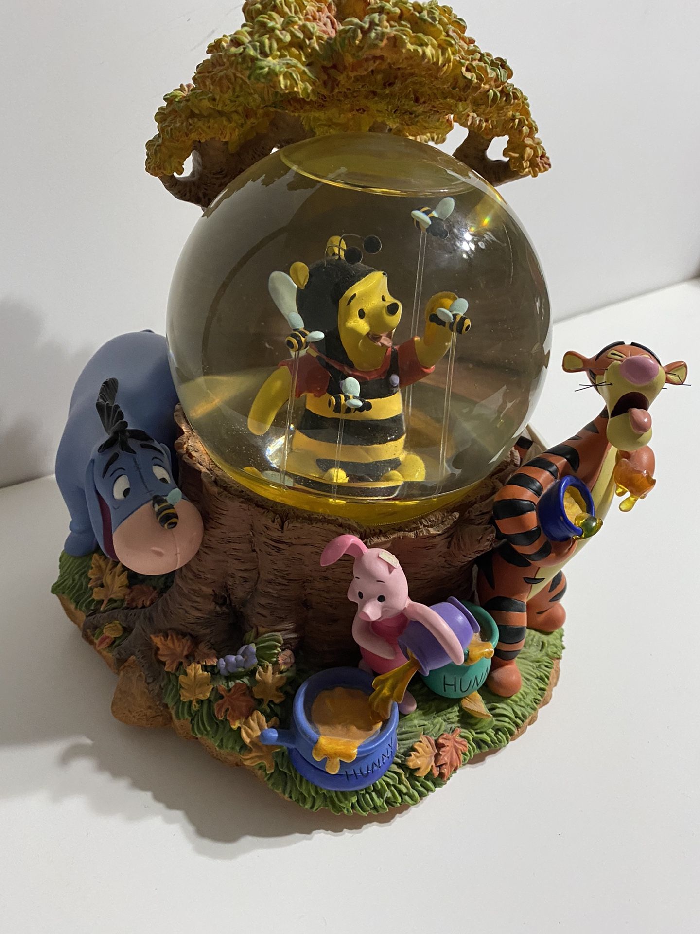 Disney Snowglobe for Sale in Las Vegas, NV - OfferUp