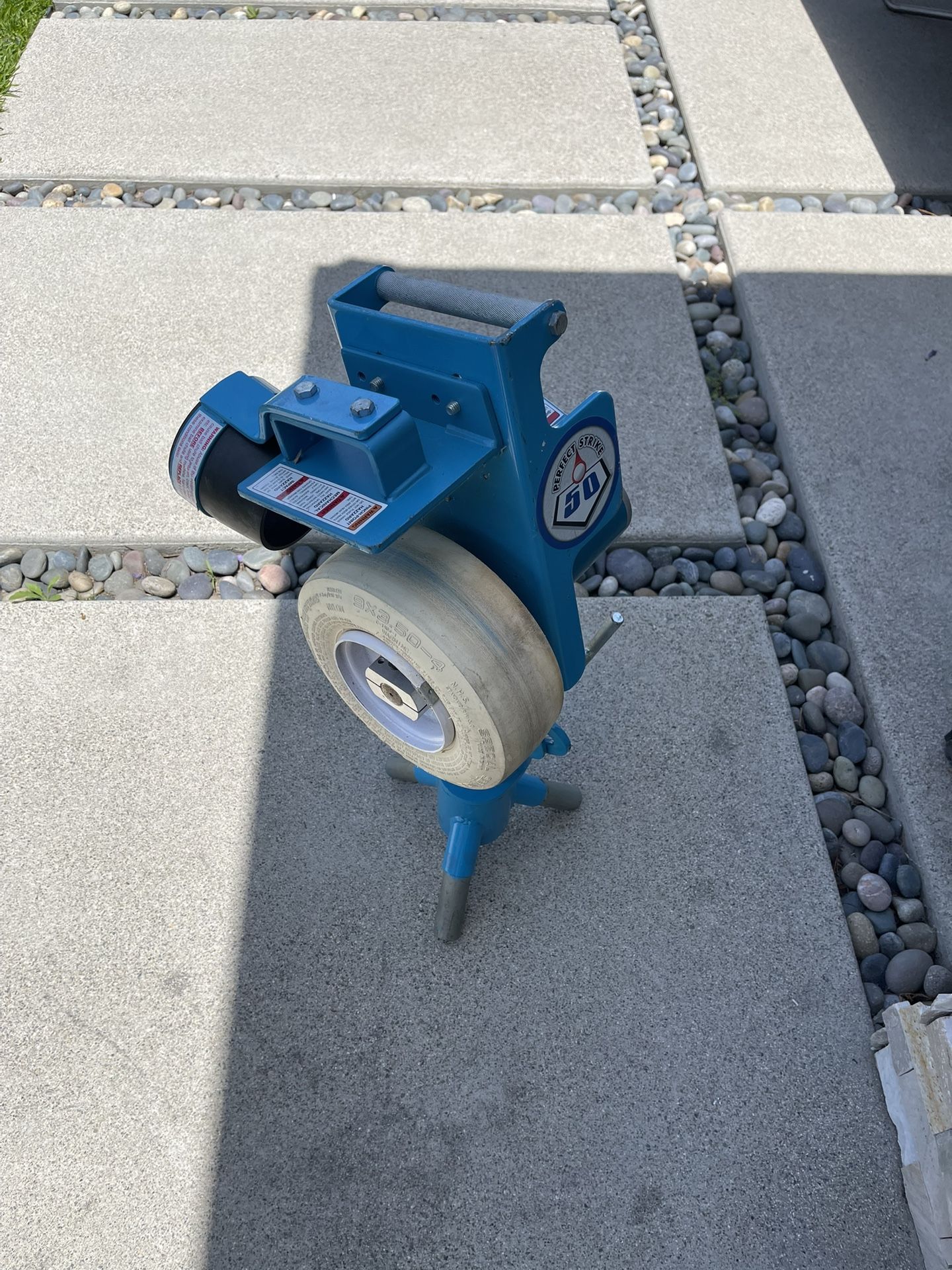 Jugs Baseball Softball Pitching Machine Ps50