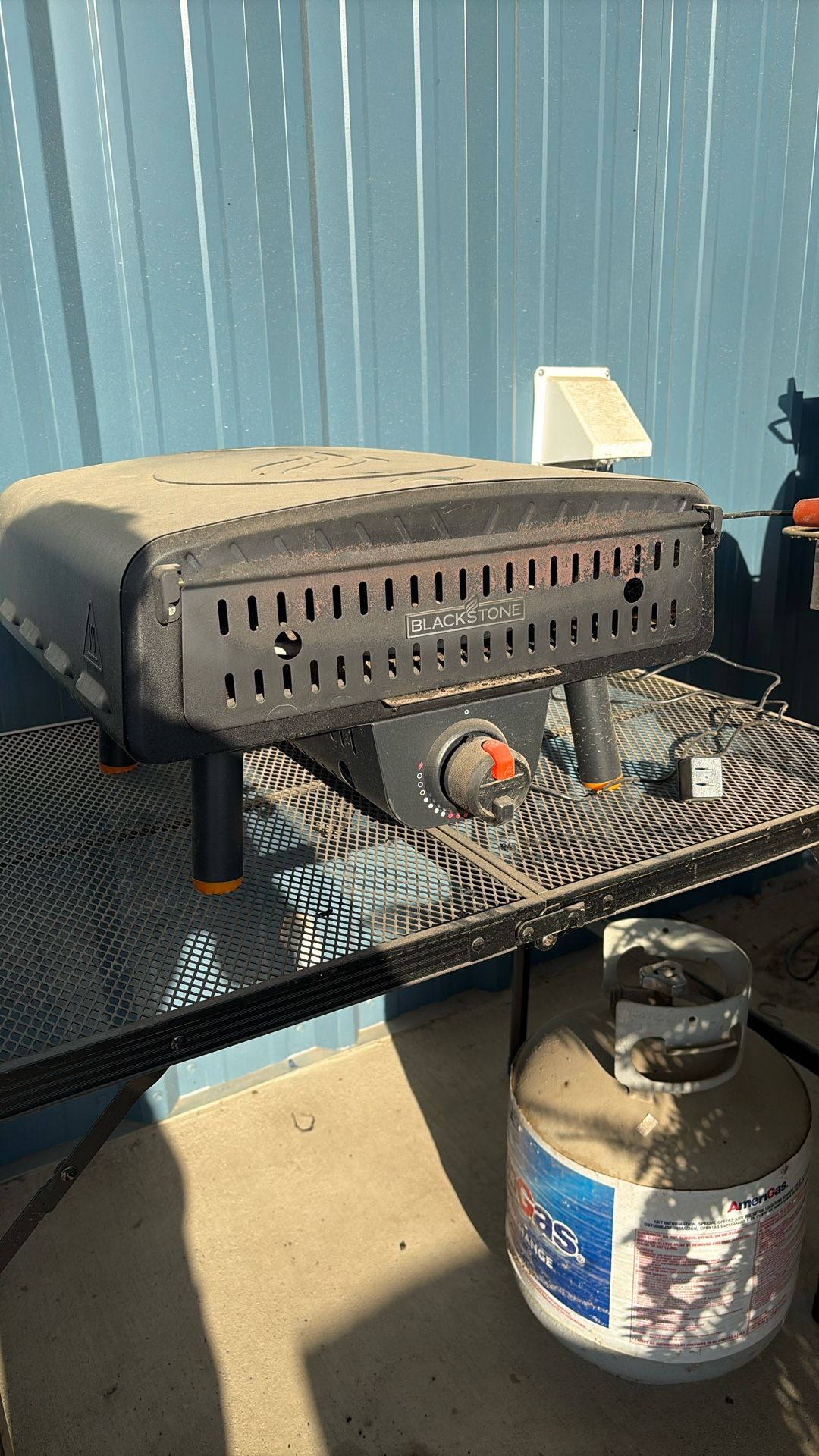 BLACKSTONE PIZZA OVEN