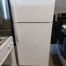 Frigidaire Refrigerator Top Freezer White  