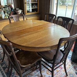 Table And Chairs 