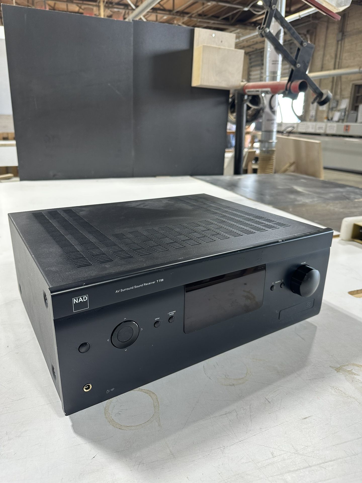 NAD T758 AV