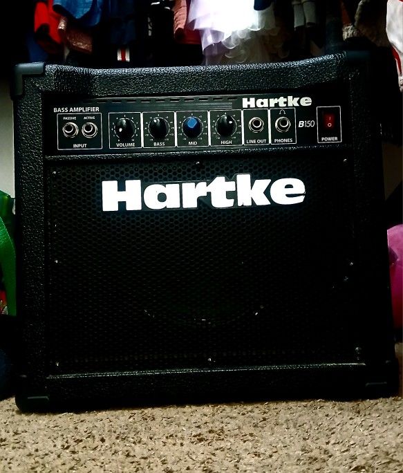Guitar Amplifier Hartke
