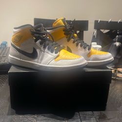 Jordan 1 Mid