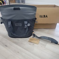 Large YETI cooler 