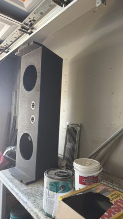 Speaker box