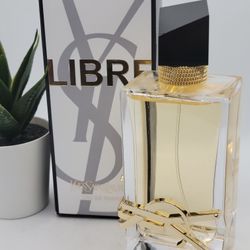 Yves Saint Laurent
 
Libre Eau de Parfum

3 fl 