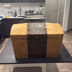 Two-tone wooden/metal treasure box